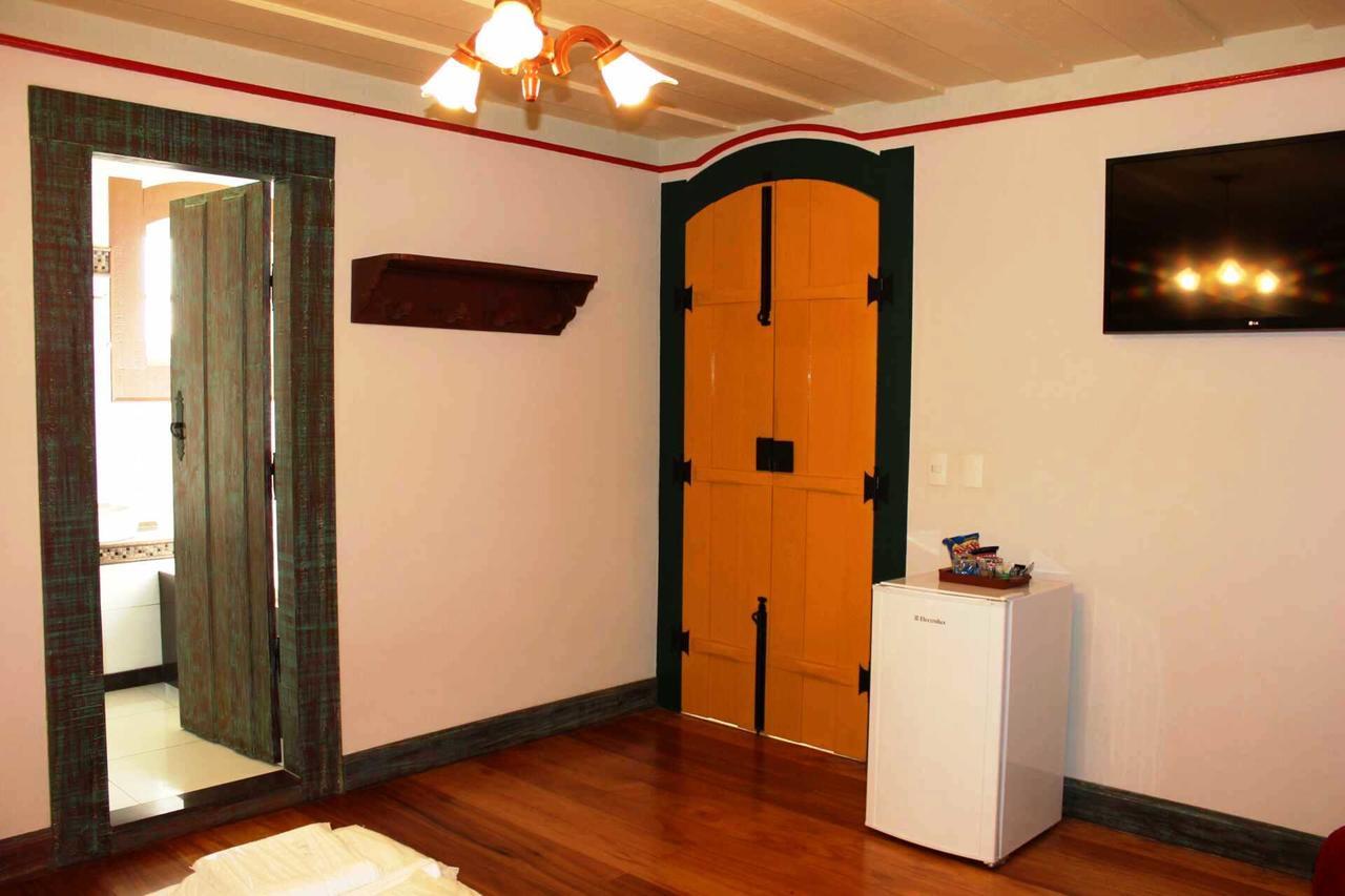 Pousada Monsenhor Vicente Pitangui (Minas Gerais) Exterior photo